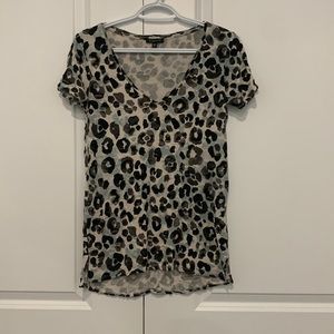 *3 for $21* like new animal print Dynamite tshirt